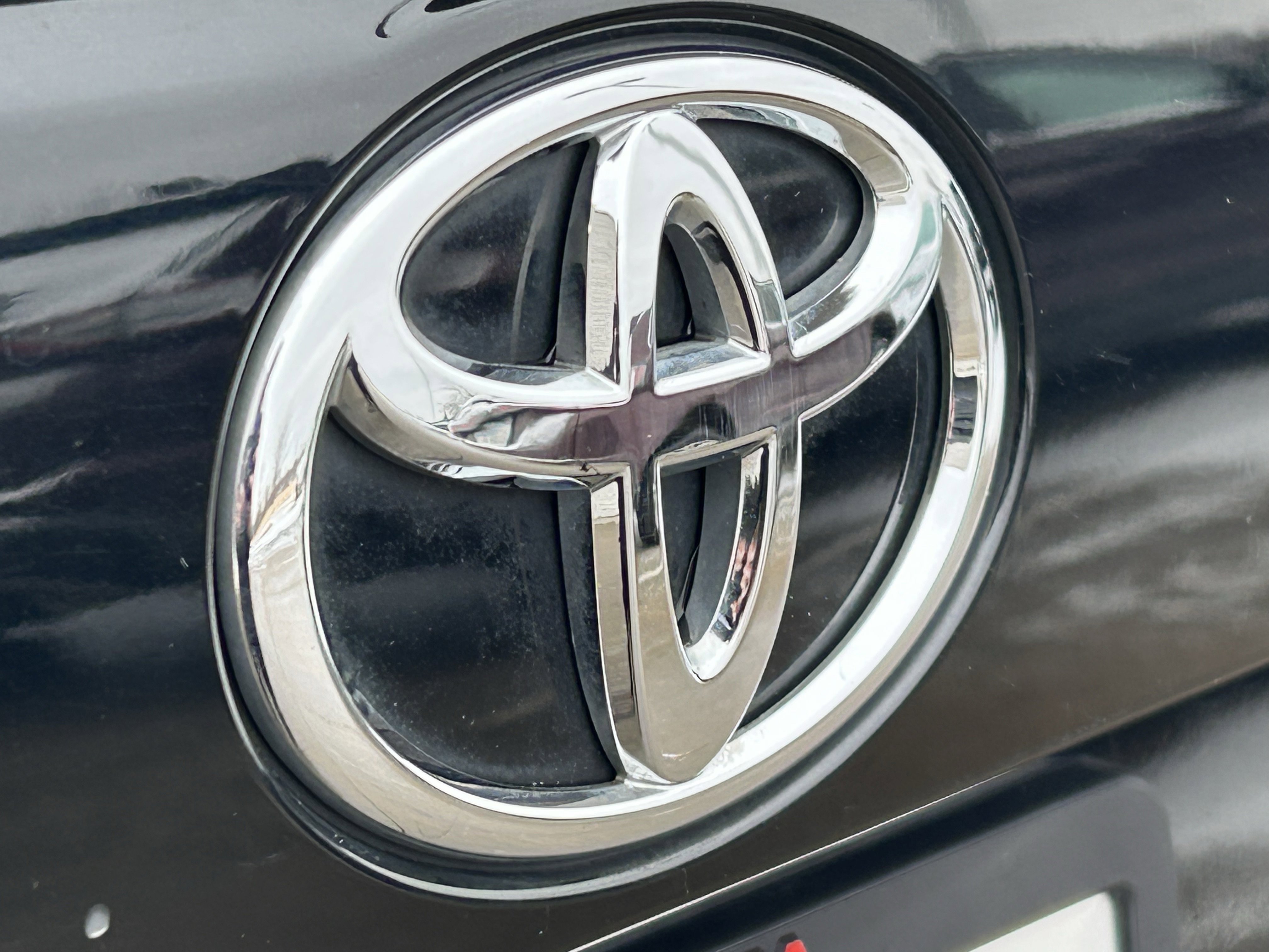 Certified 2021 Toyota RAV4 Limited w/ Limited Grade Weather Package image 7