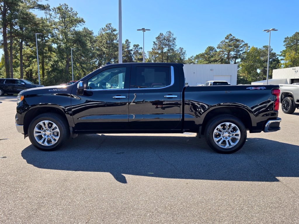 Certified 2025 Chevrolet Silverado 1500 LTZ w/ Technology Package AWD/4WD image 2