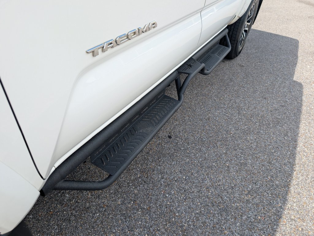 Used 2021 Toyota Tacoma TRD Sport RWD image 9