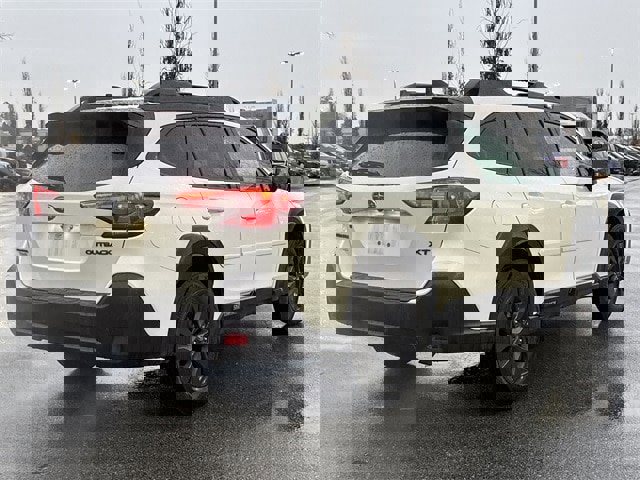 Used 2023 Subaru Outback Onyx Edition XT image 3