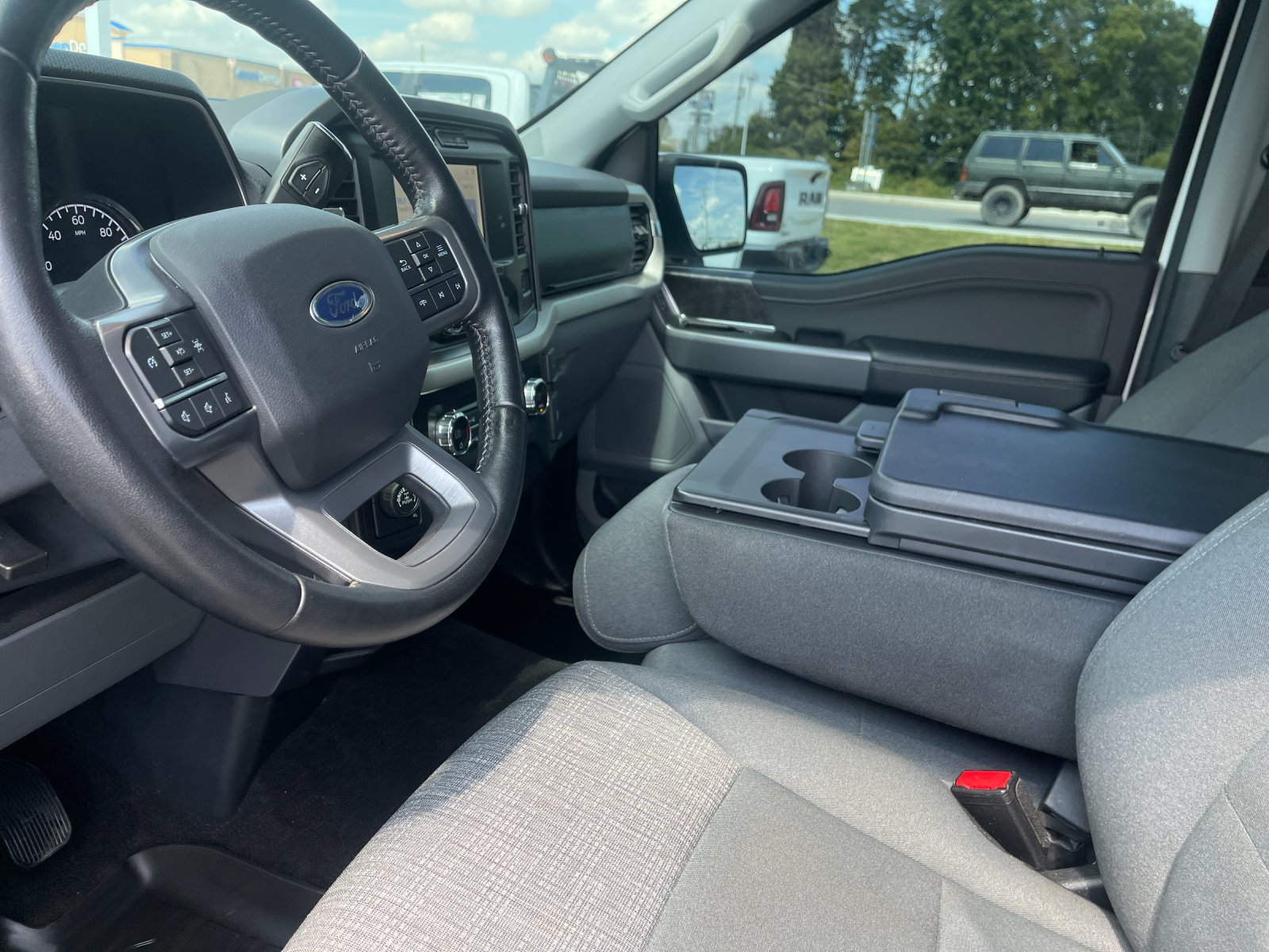 Used 2021 Ford F150 XLT w/ Equipment Group 301A Mid AWD/4WD image 11