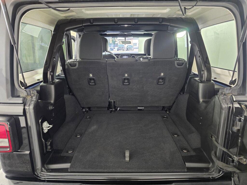 Used 2018 Jeep Wrangler Unlimited Sport S image 15