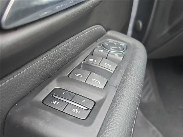 Used 2021 GMC Yukon Denali RWD image 8