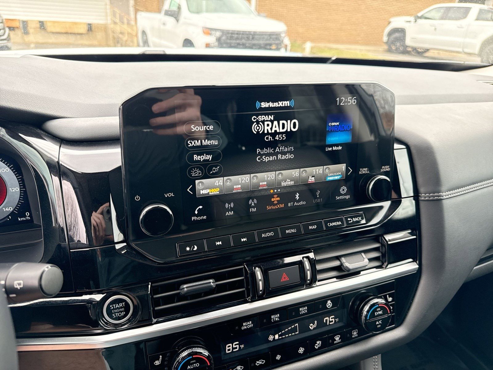 Used 2024 Nissan Pathfinder Platinum w/ Black Appearance Package image 18