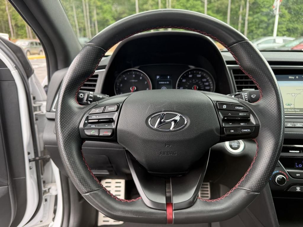 Used 2018 Hyundai Elantra Sport w/ Sport Premium Package 03 FWD image 18