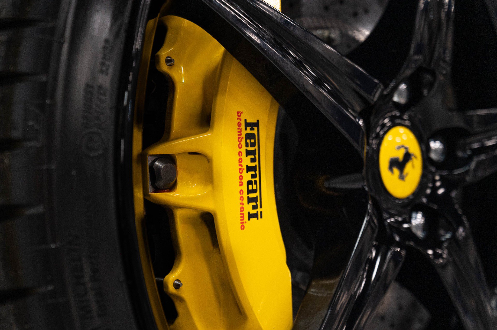 Used 2010 Ferrari 458 Italia Coupe RWD image 27