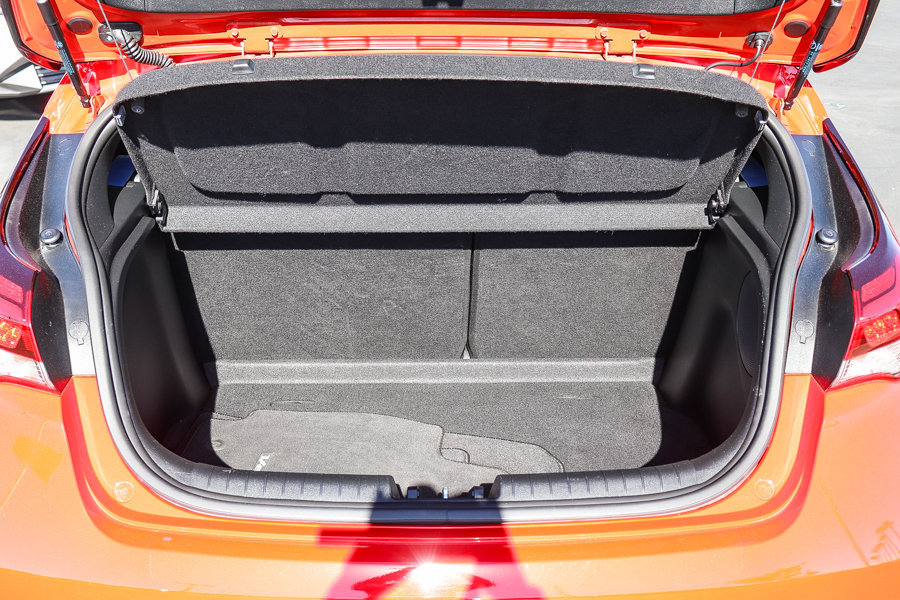 Used 2022 Hyundai Veloster N FWD image 29