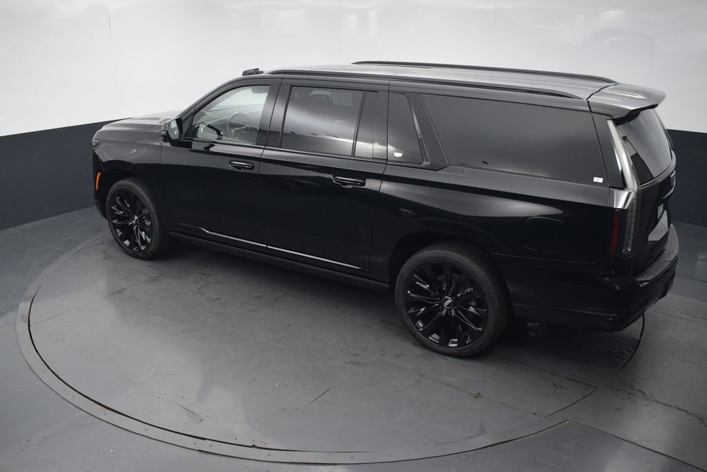 New 2026 Cadillac Escalade ESV Platinum Sport w/ LPO, ONYX Package AWD/4WD image 48