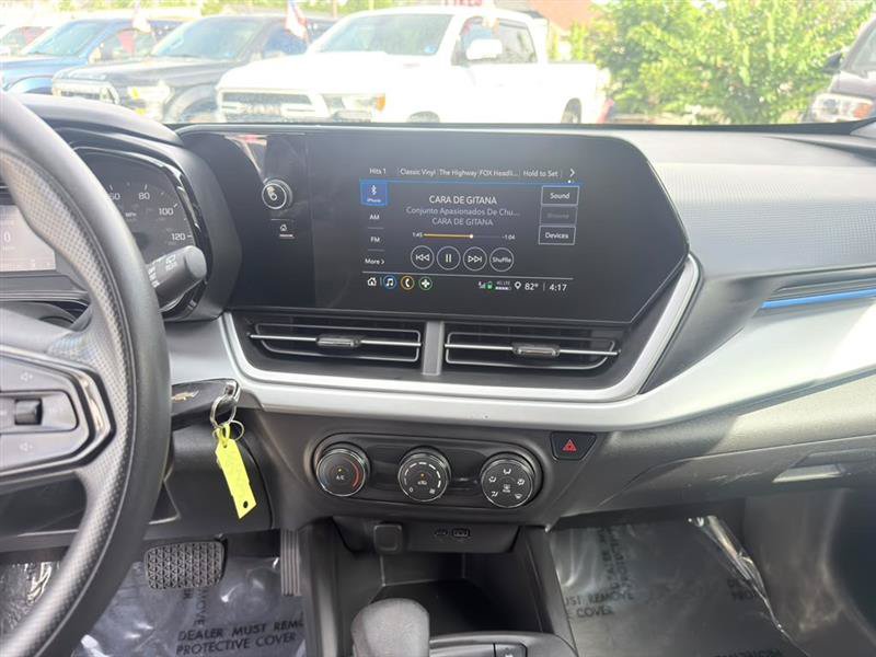 Used 2024 Chevrolet Trax LS w/ Driver Confidence Package FWD image 16