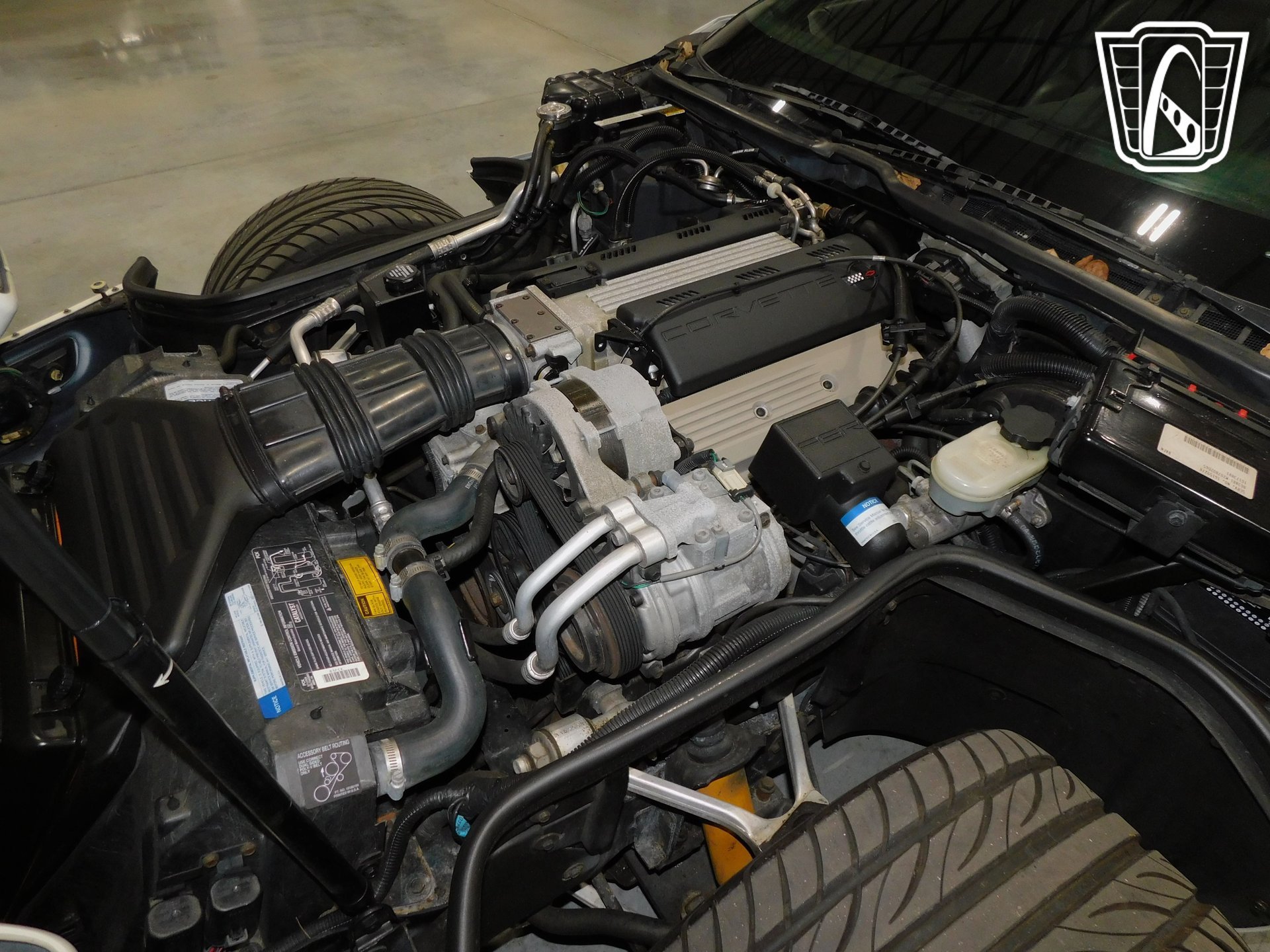 Used 1992 Chevrolet Corvette Coupe RWD image 9