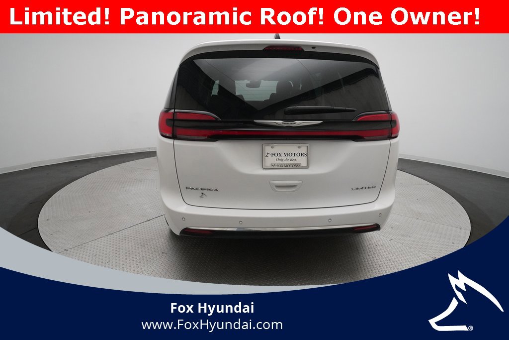 Used 2024 Chrysler Pacifica Limited image 27