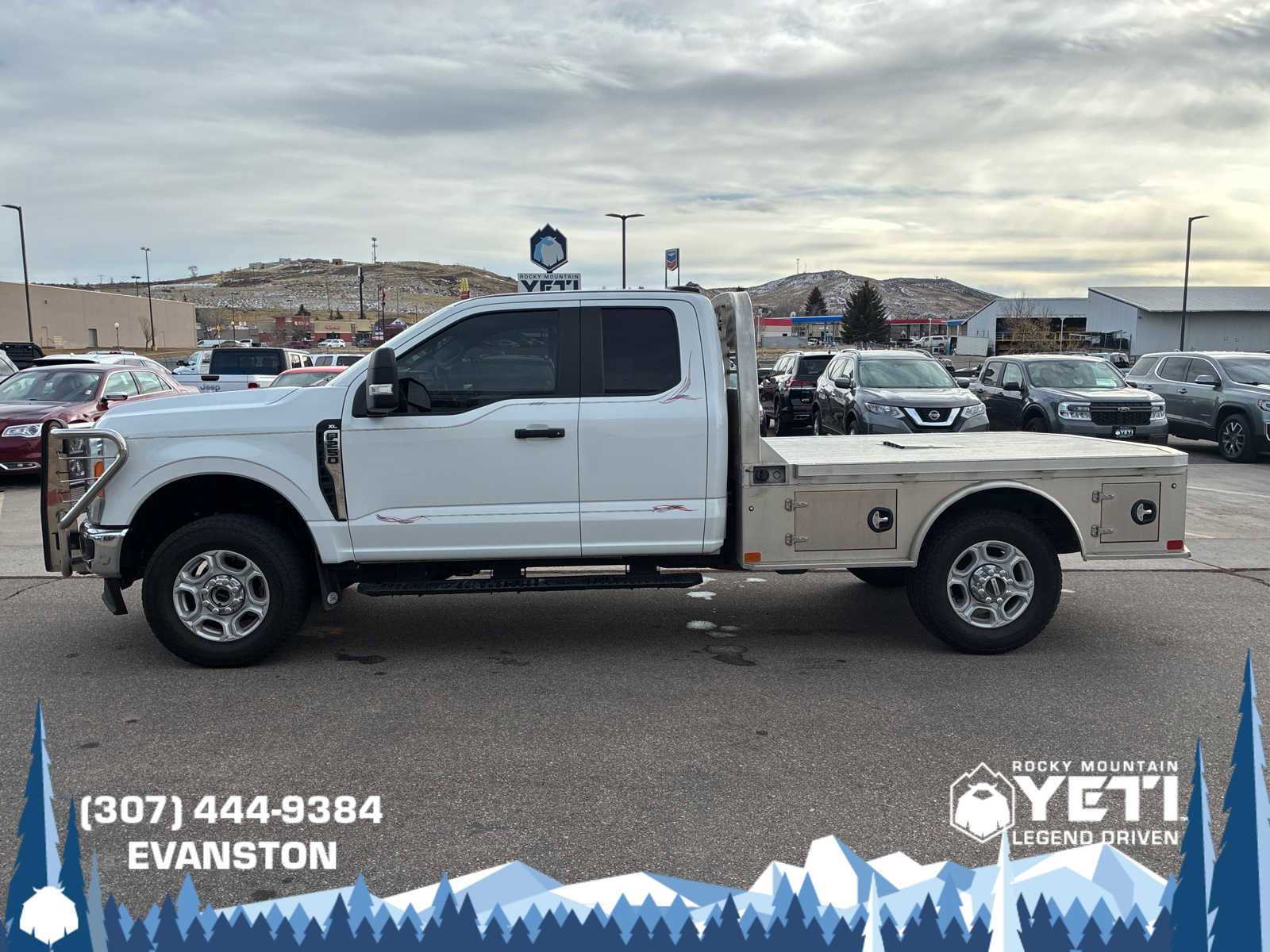 Used 2023 Ford F250 XL w/ Snow Plow Prep Package AWD/4WD image 6
