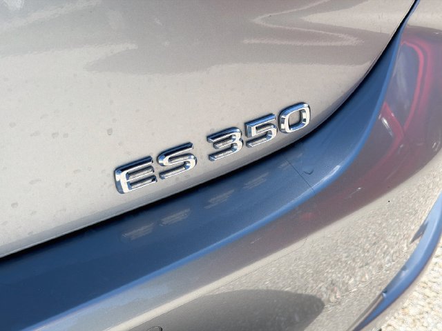 Used 2024 Lexus ES 350 Ultra Luxury w/ Accessory Package (Z2) FWD image 11