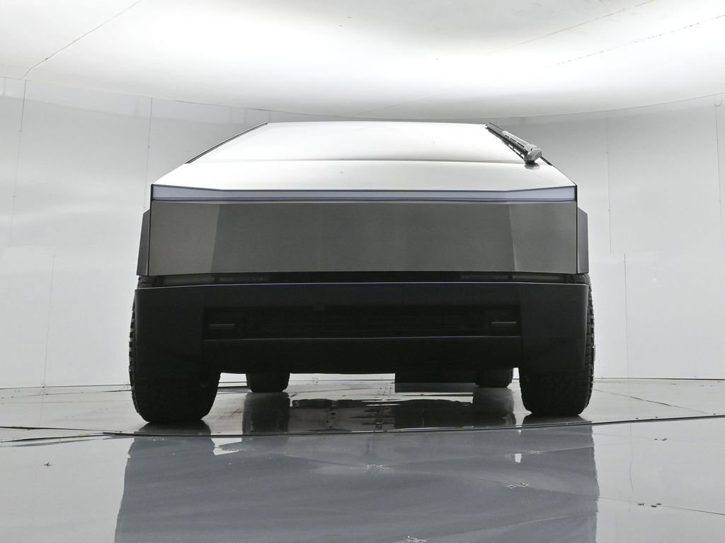 Used 2025 Tesla Cybertruck AWD Crew Cab image 43