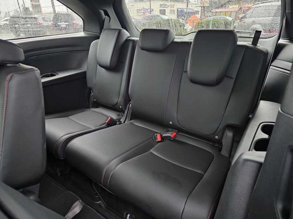 Used 2025 Honda Odyssey Sport-L image 14