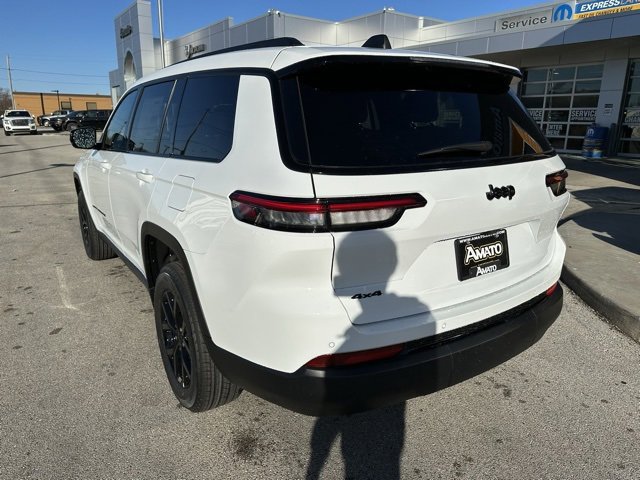 New 2025 Jeep Grand Cherokee L Altitude image 8