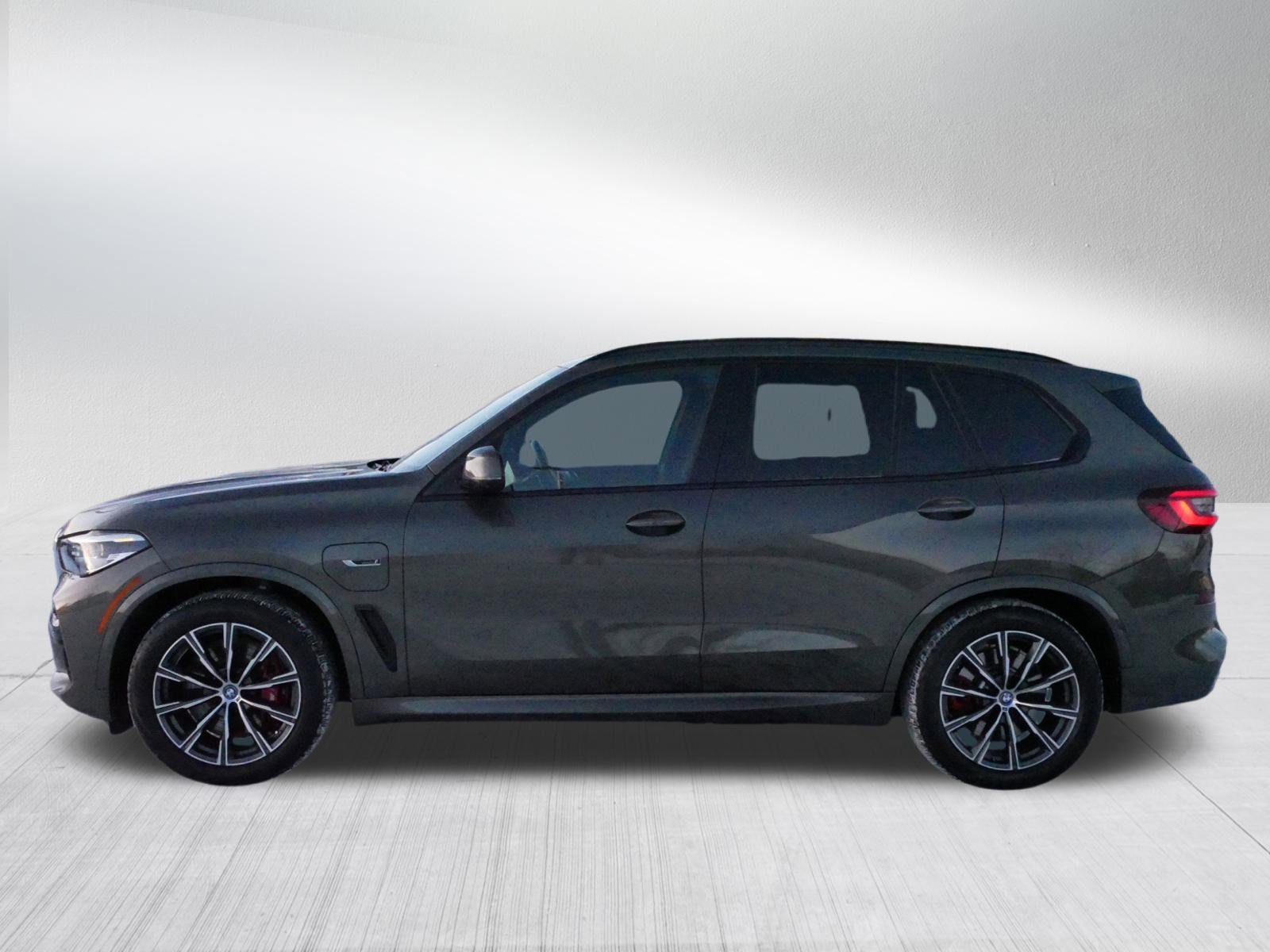 Used 2023 BMW X5 xDrive45e w/ M Sport Package image 4