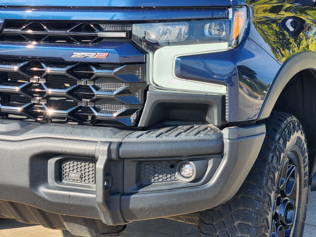 Used 2023 Chevrolet Silverado 1500 ZR2 w/ ZR2 Bison Edition AWD/4WD image 9