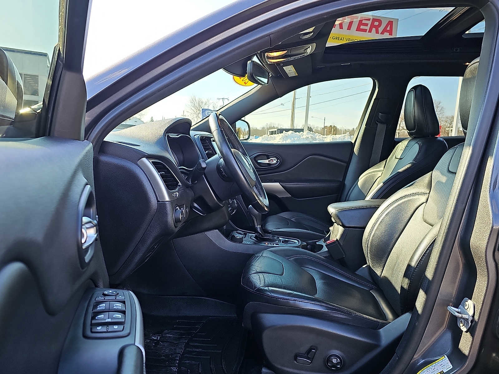 Used 2019 Jeep Cherokee High Altitude image 12