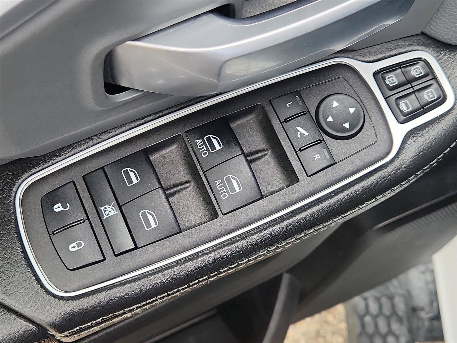 Used 2023 RAM 3500 Big Horn w/ Level 1 Equipment Group AWD/4WD image 22