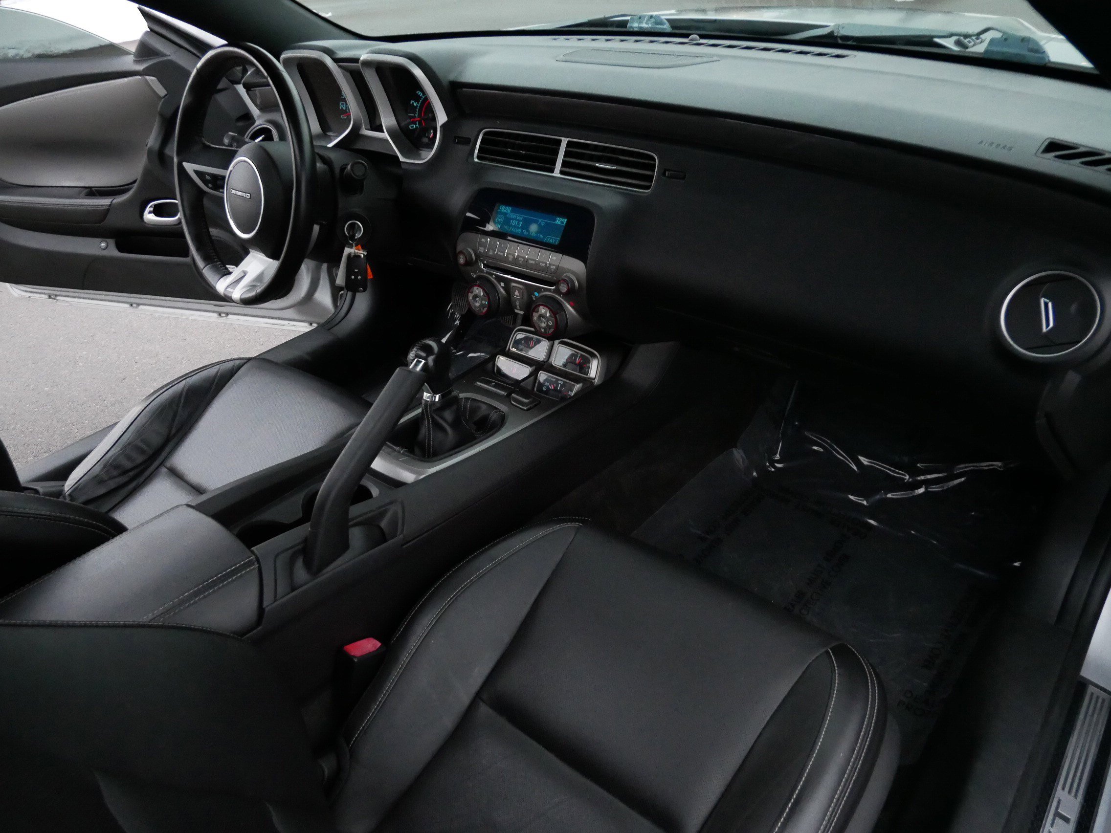 Used 2010 Chevrolet Camaro SS w/ RS Package image 10