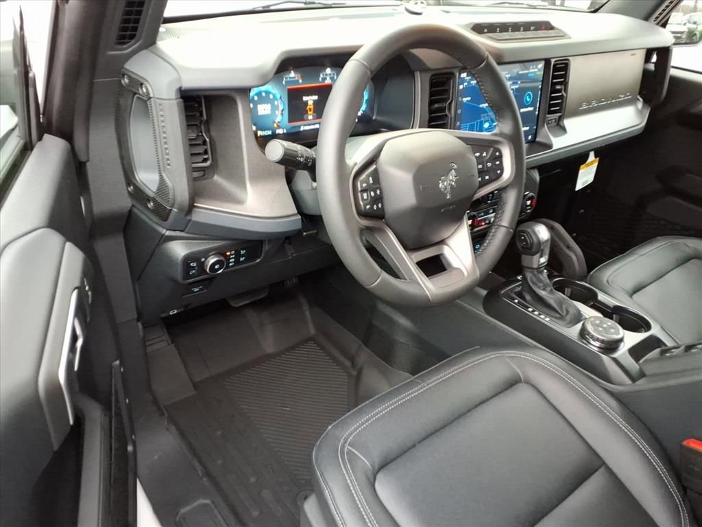 New 2025 Ford Bronco Badlands image 10