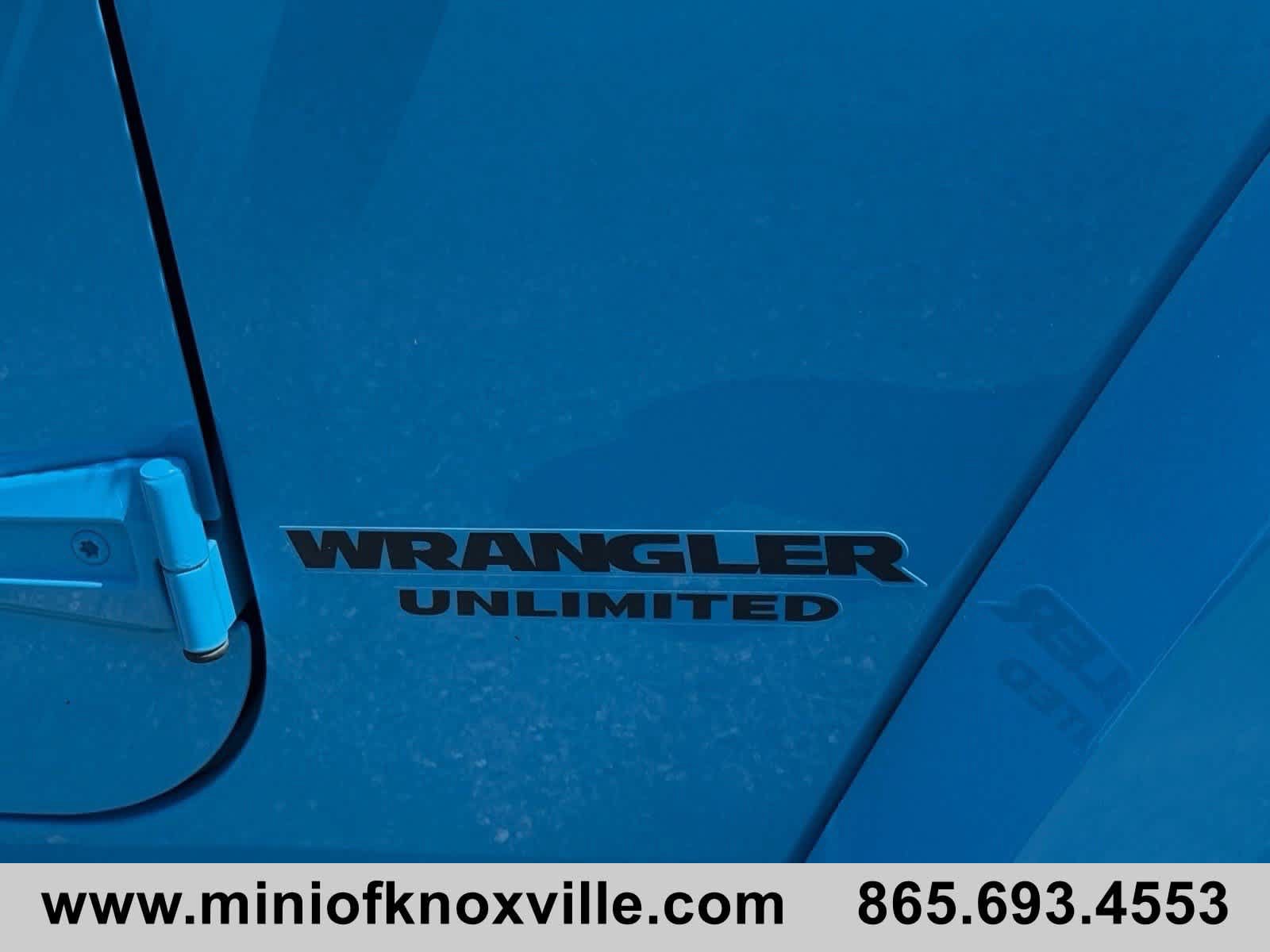 Used 2017 Jeep Wrangler Unlimited Sahara AWD/4WD image 30
