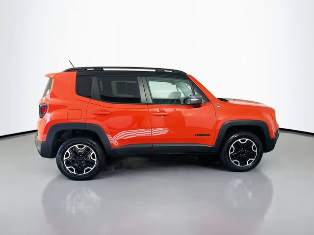 Used 2016 Jeep Renegade Trailhawk w/ Cold Weather Group image 8