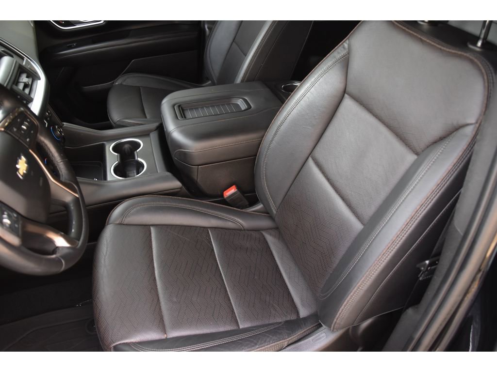 Used 2021 Chevrolet Suburban High Country w/ Premium Package image 12