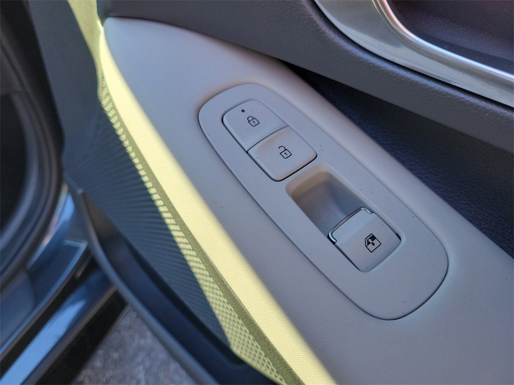 Used 2023 Hyundai Sonata SEL w/ Cargo Package image 41