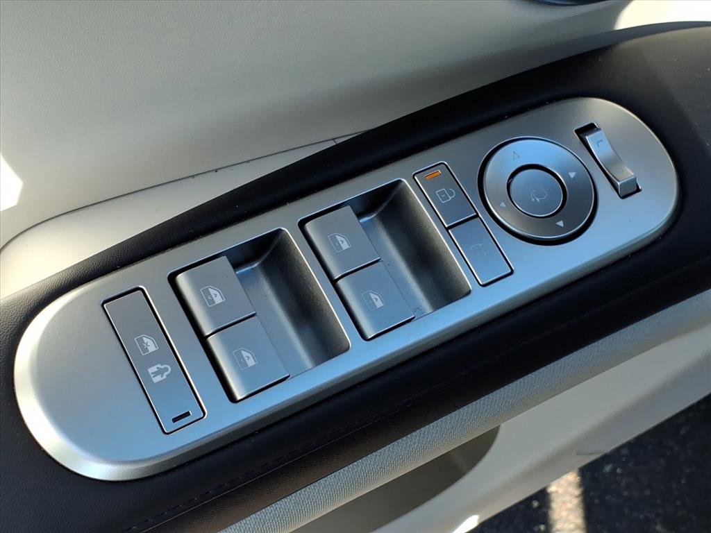 Used 2026 Hyundai Palisade Calligraphy image 11