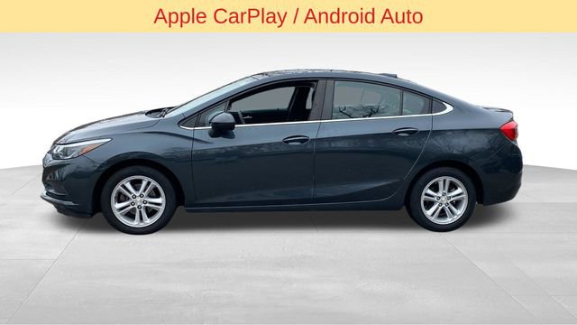 Used 2017 Chevrolet Cruze LT image 5