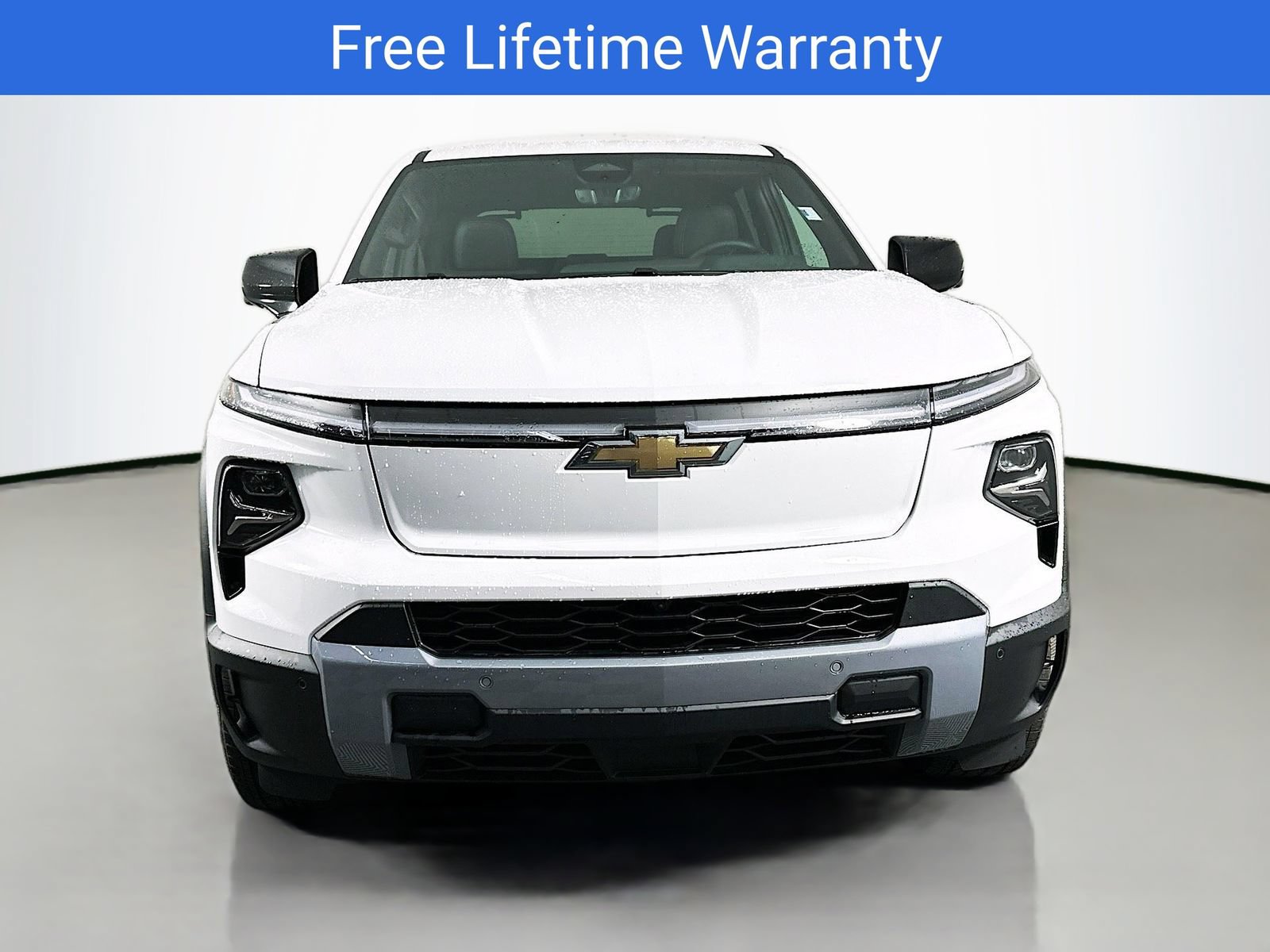 New 2026 Chevrolet Silverado EV LT w/ LPO, Dark Package Plus AWD/4WD image 2