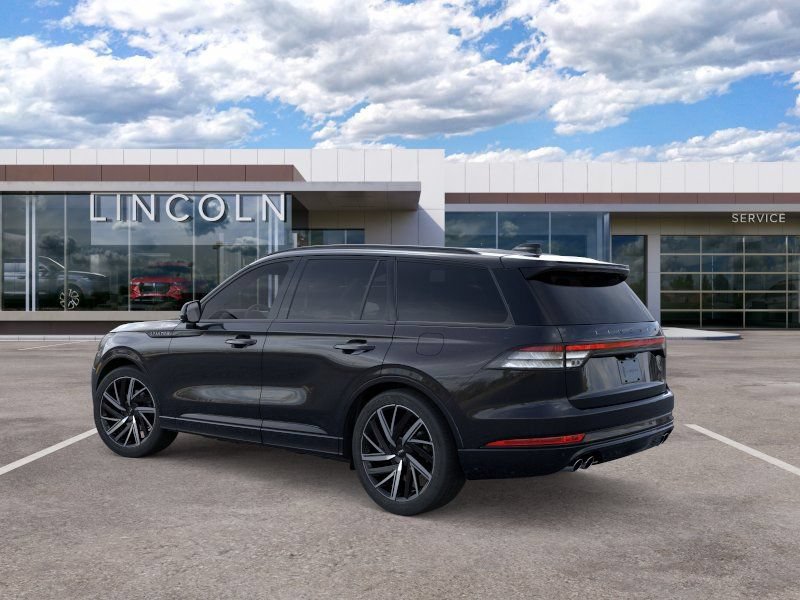 New 2026 Lincoln Aviator Black Label w/ Jet Appearance Package AWD/4WD image 4