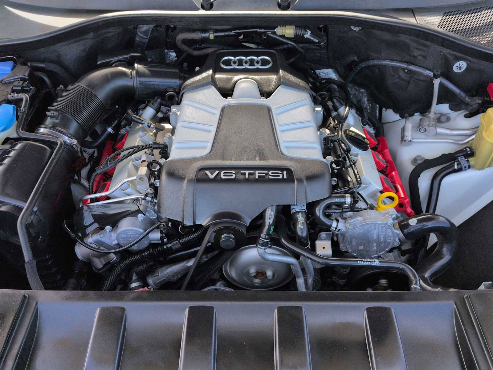 Used 2015 Audi Q7 3.0T S line Prestige w/ Sport Edition image 15