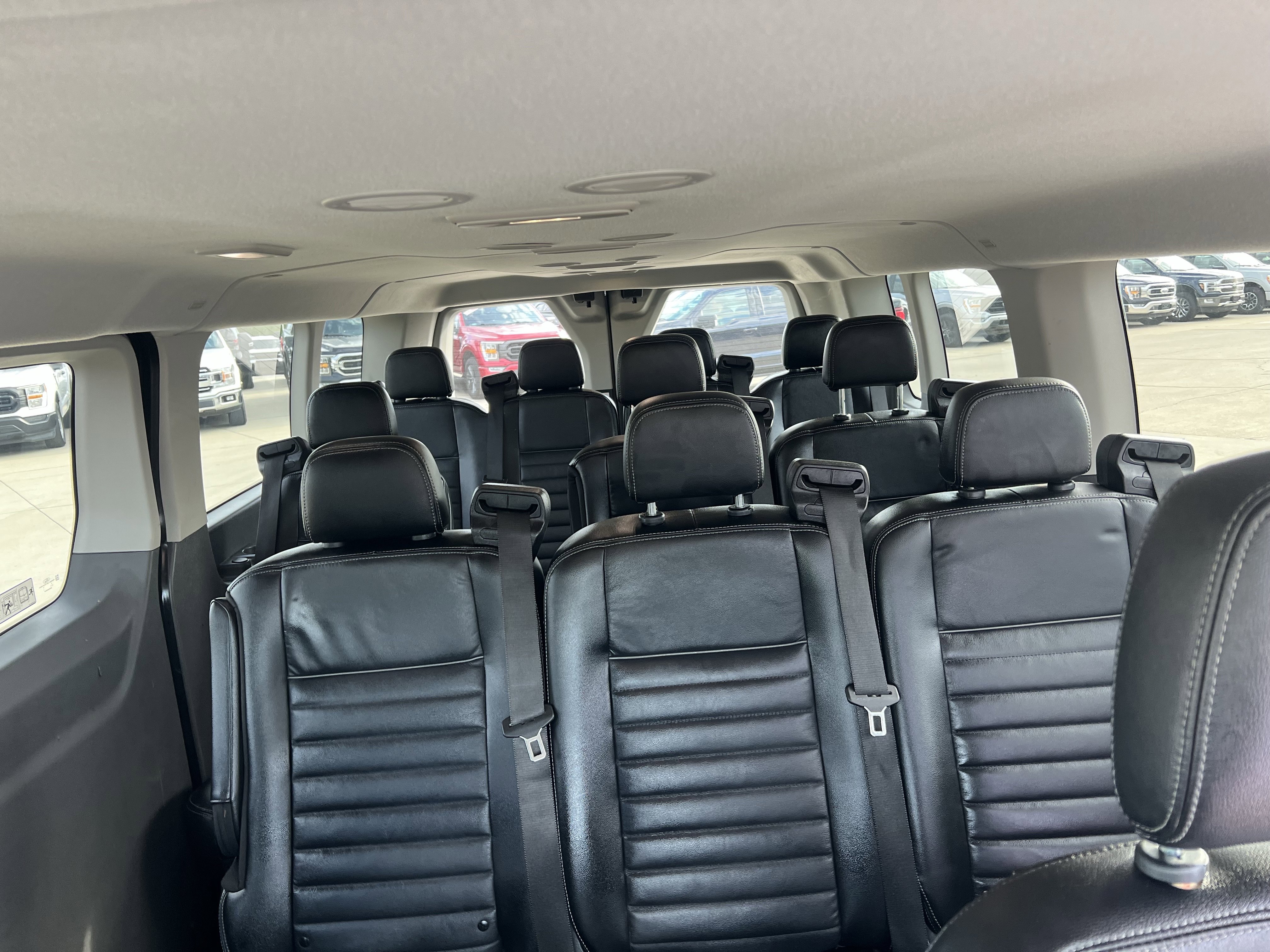 Used 2022 Ford Transit 350 XLT RWD image 16