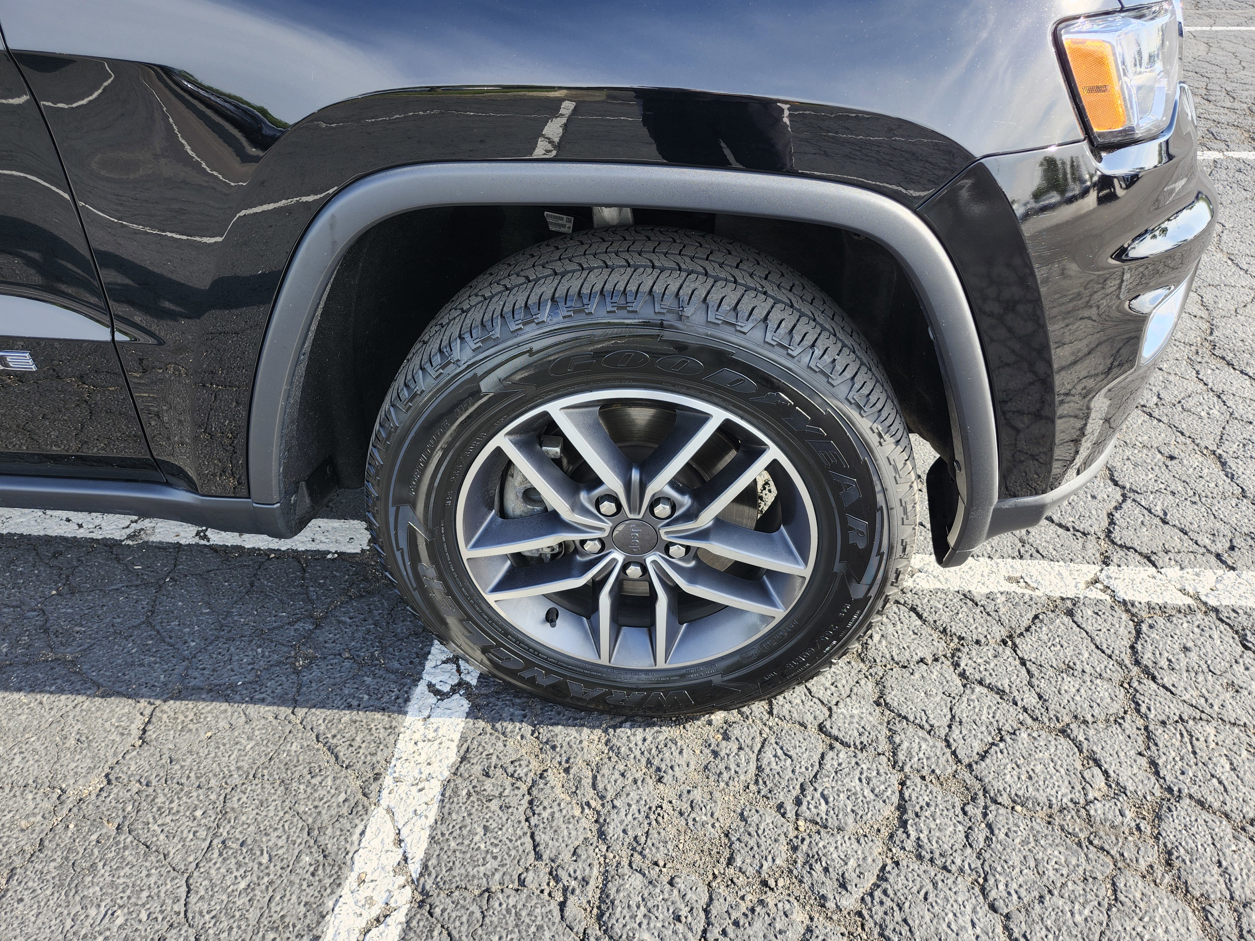 Used 2022 Jeep Grand Cherokee Limited AWD/4WD image 12