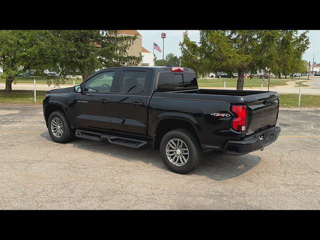 Certified 2024 Chevrolet Colorado LT w/ LT Convenience Package AWD/4WD image 34