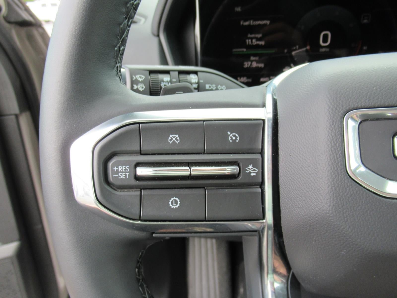 Used 2025 GMC Terrain Elevation w/ Elevation Premium Package AWD/4WD image 23