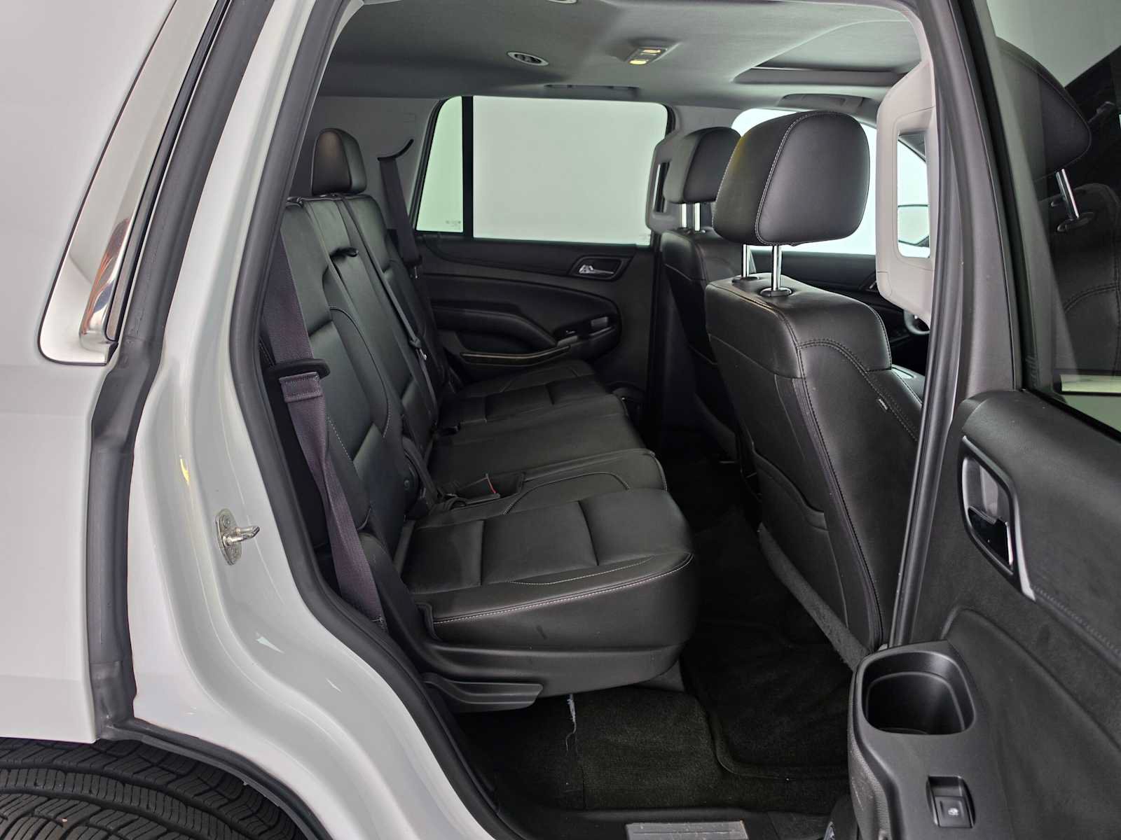 Used 2016 Chevrolet Tahoe LT w/ Luxury Package AWD/4WD image 12