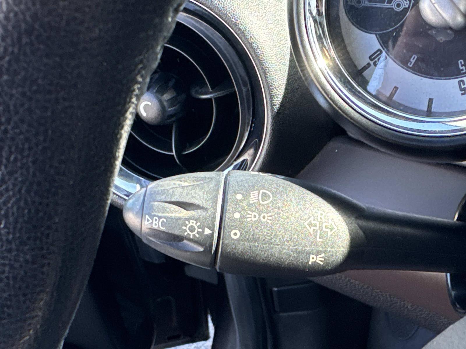 Used 2013 MINI Cooper Convertible image 18