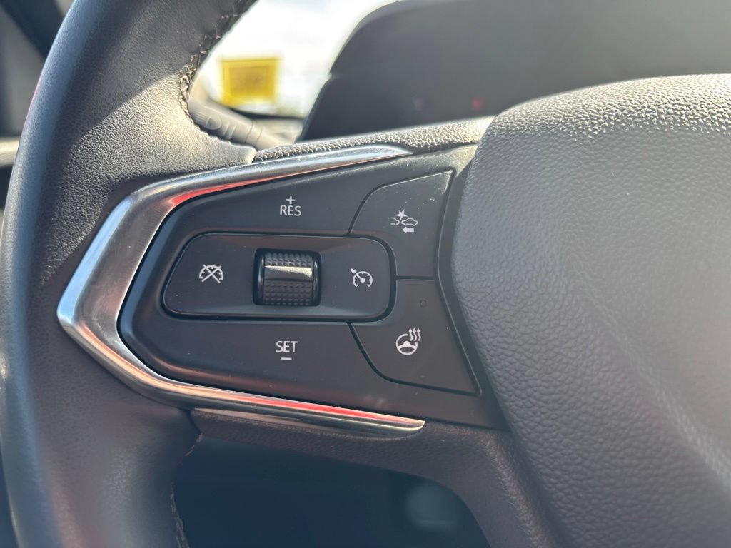 Used 2024 Chevrolet Trax LT w/ Driver Confidence Package FWD image 20