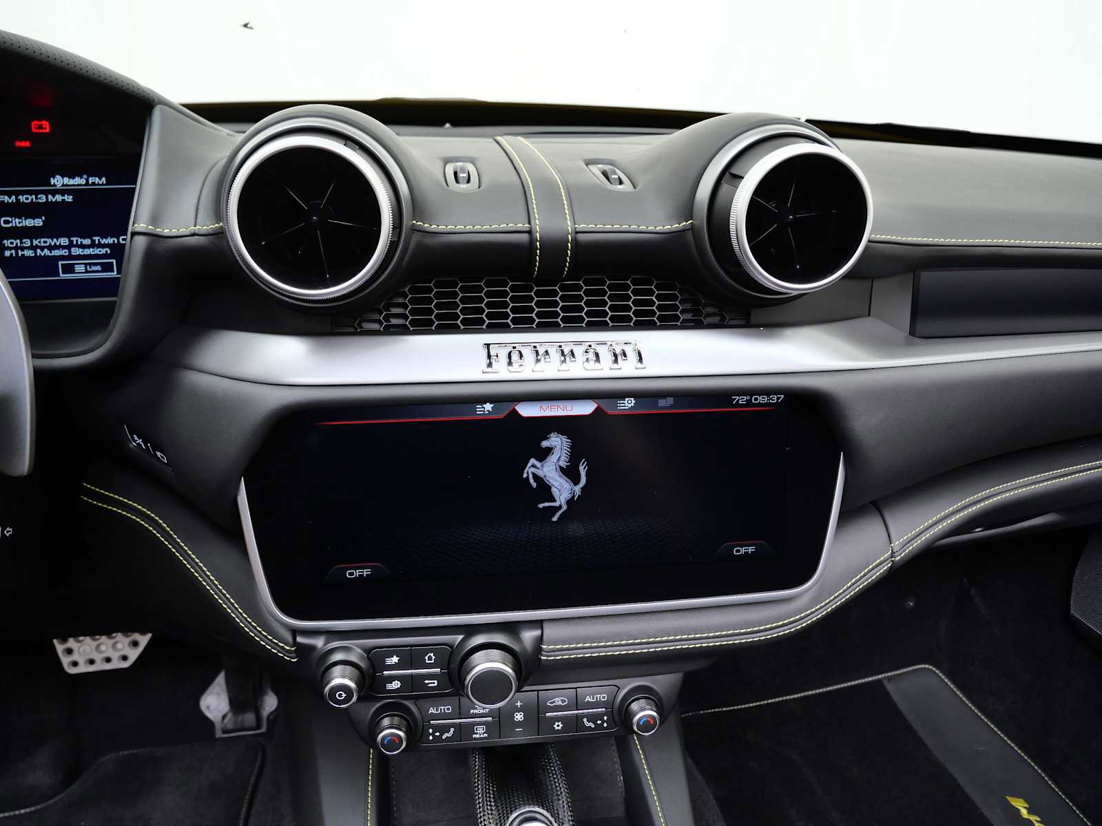 Certified 2023 Ferrari Portofino M image 24