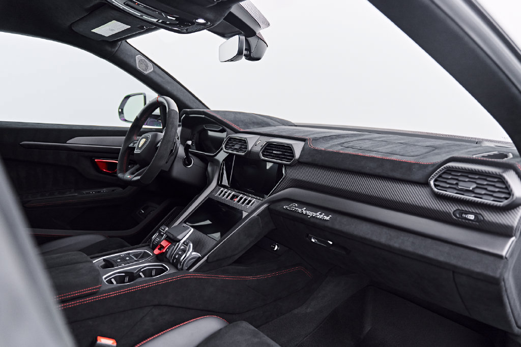 Used 2023 Lamborghini Urus Performante AWD/4WD image 54