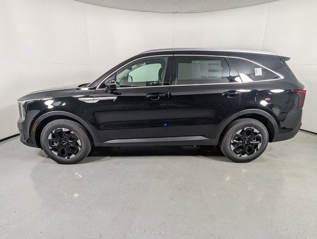 New 2025 Kia Sorento S w/ Panoramic Sunroof Package image 4