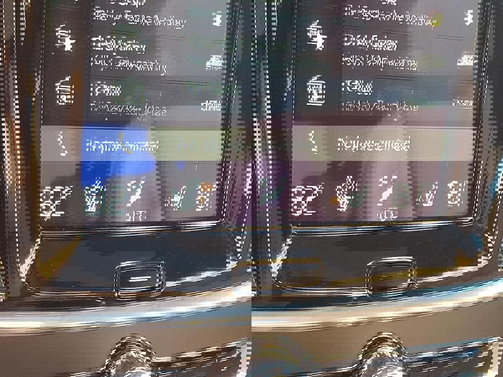 Used 2018 Volvo V90 T6 Cross Country w/ Protection Package Premier image 24