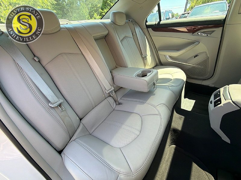 Used 2010 Cadillac CTS Performance w/ Performance Luxury Package RWD image 19