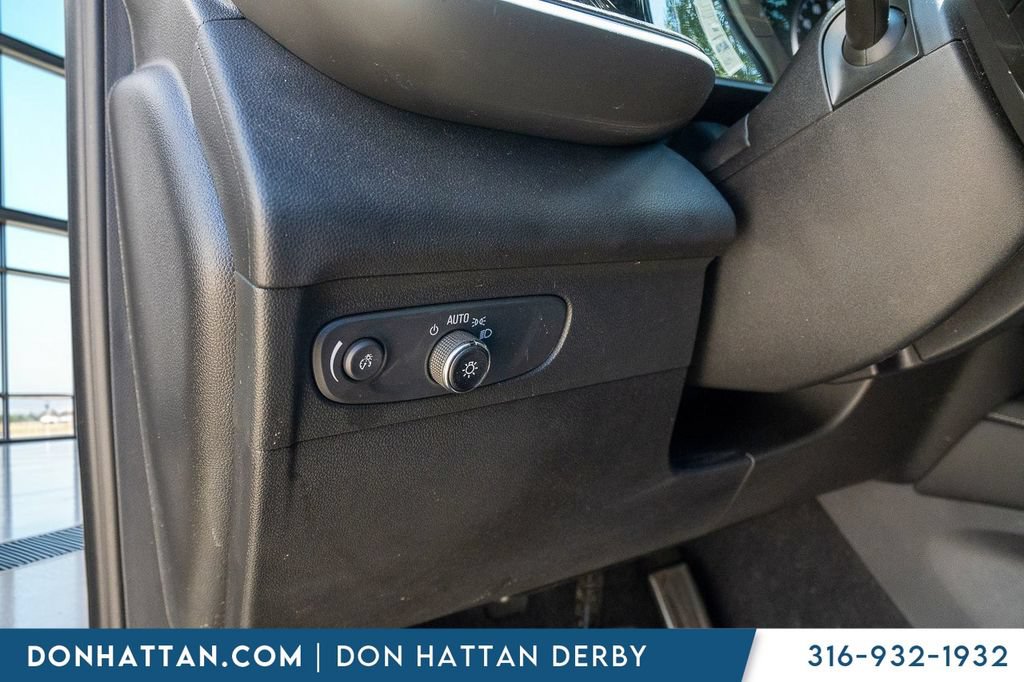 Used 2023 Buick Envision Essence w/ Sport Touring Package AWD/4WD image 17