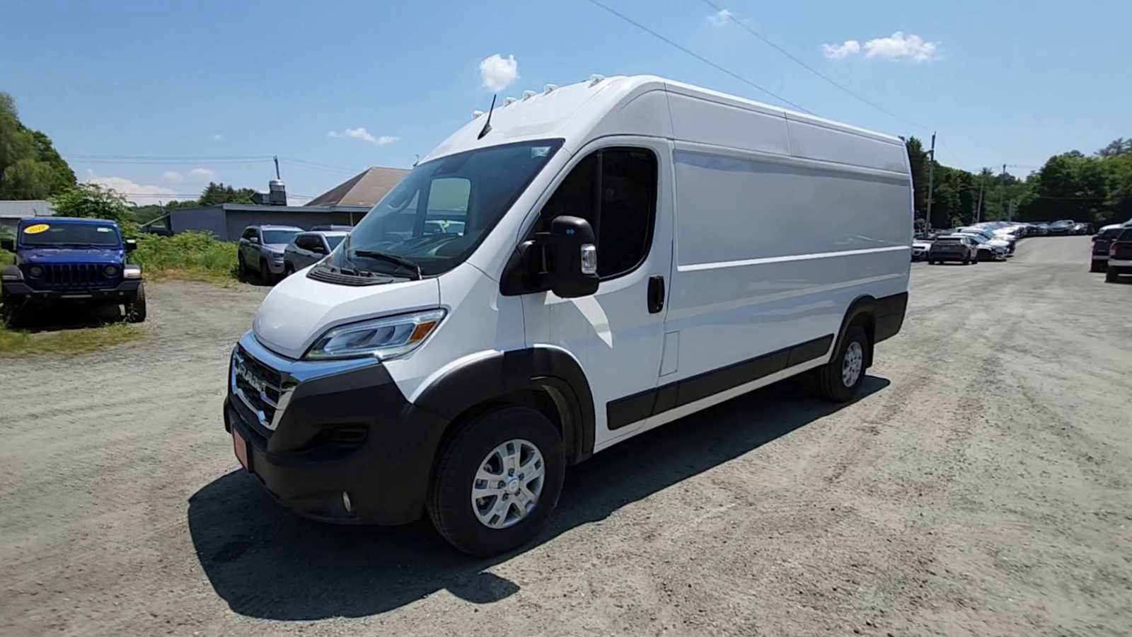 New 2024 RAM ProMaster 3500 w/ Quick Order Package 22G SLT image 4