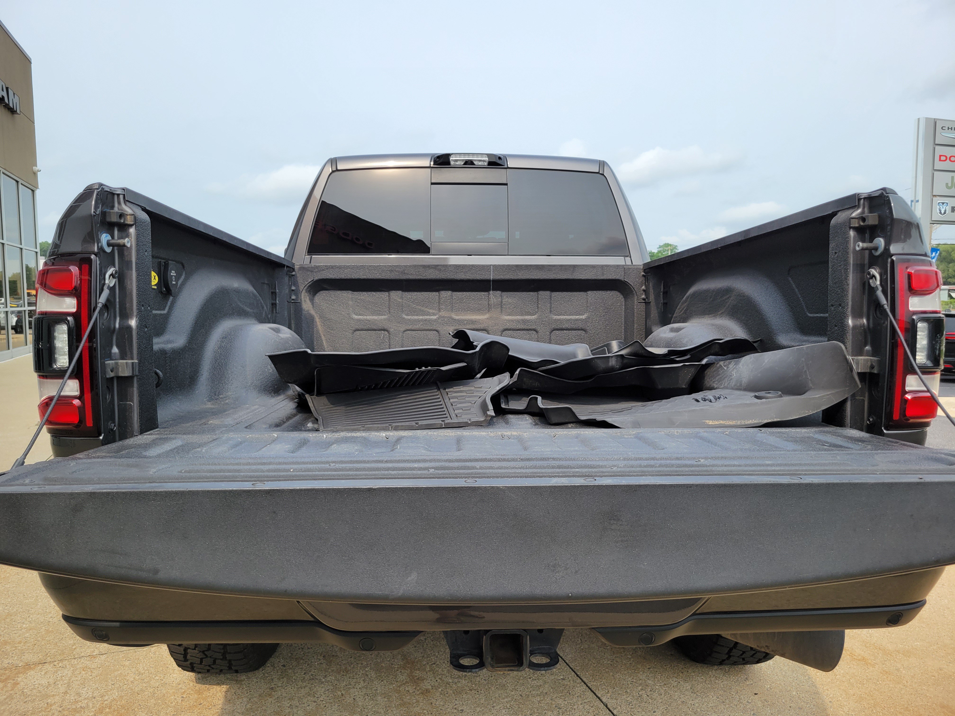 Used 2023 RAM 2500 Laramie w/ Night Edition AWD/4WD image 22